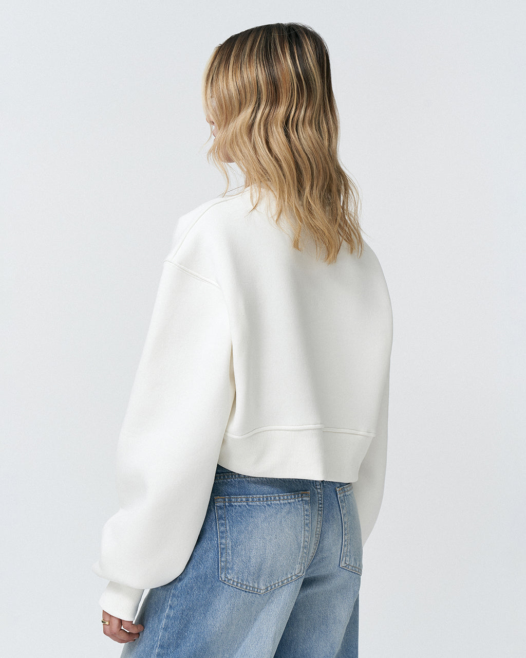 AP-02 Crop Sweat Rainbow