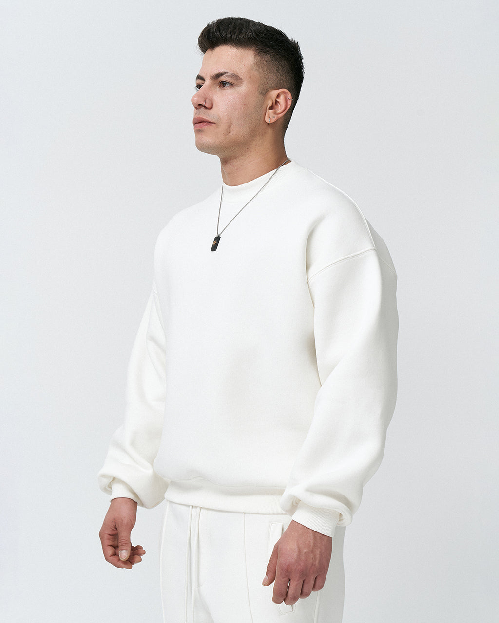 AP-07  Oversize Love is Love Sweatshirt