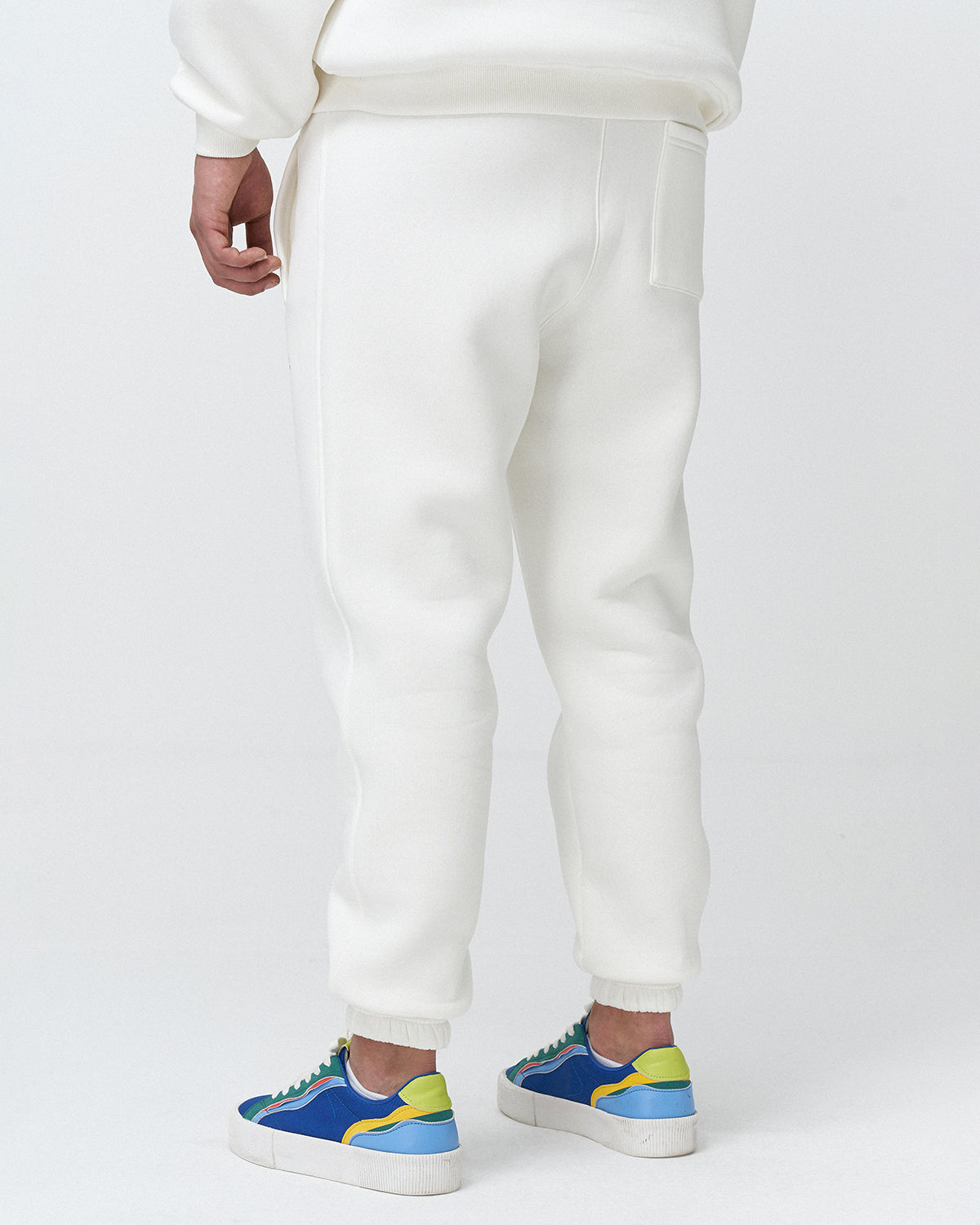 AP-09 Pride Jogger