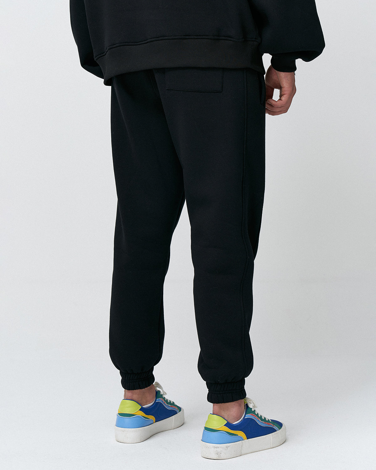 AP-09 Pride Jogger