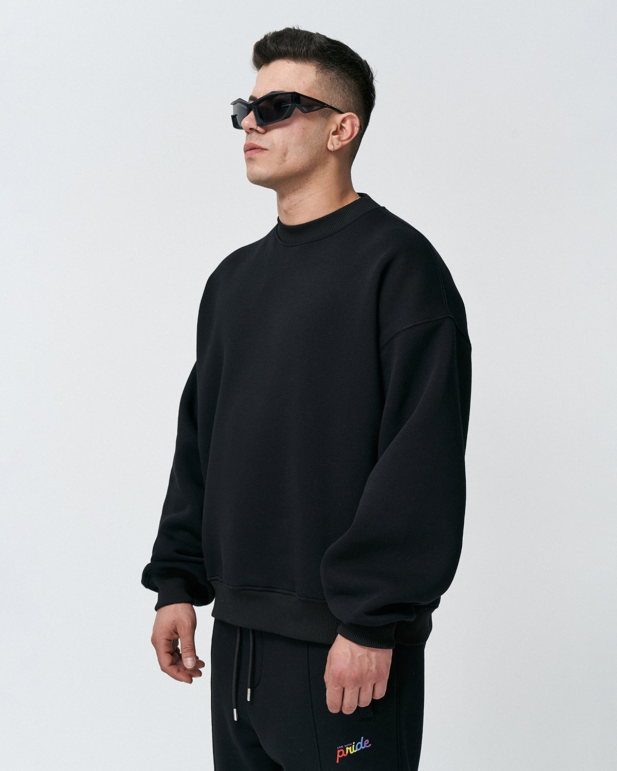 AP-07  Oversize Love is Love Sweatshirt