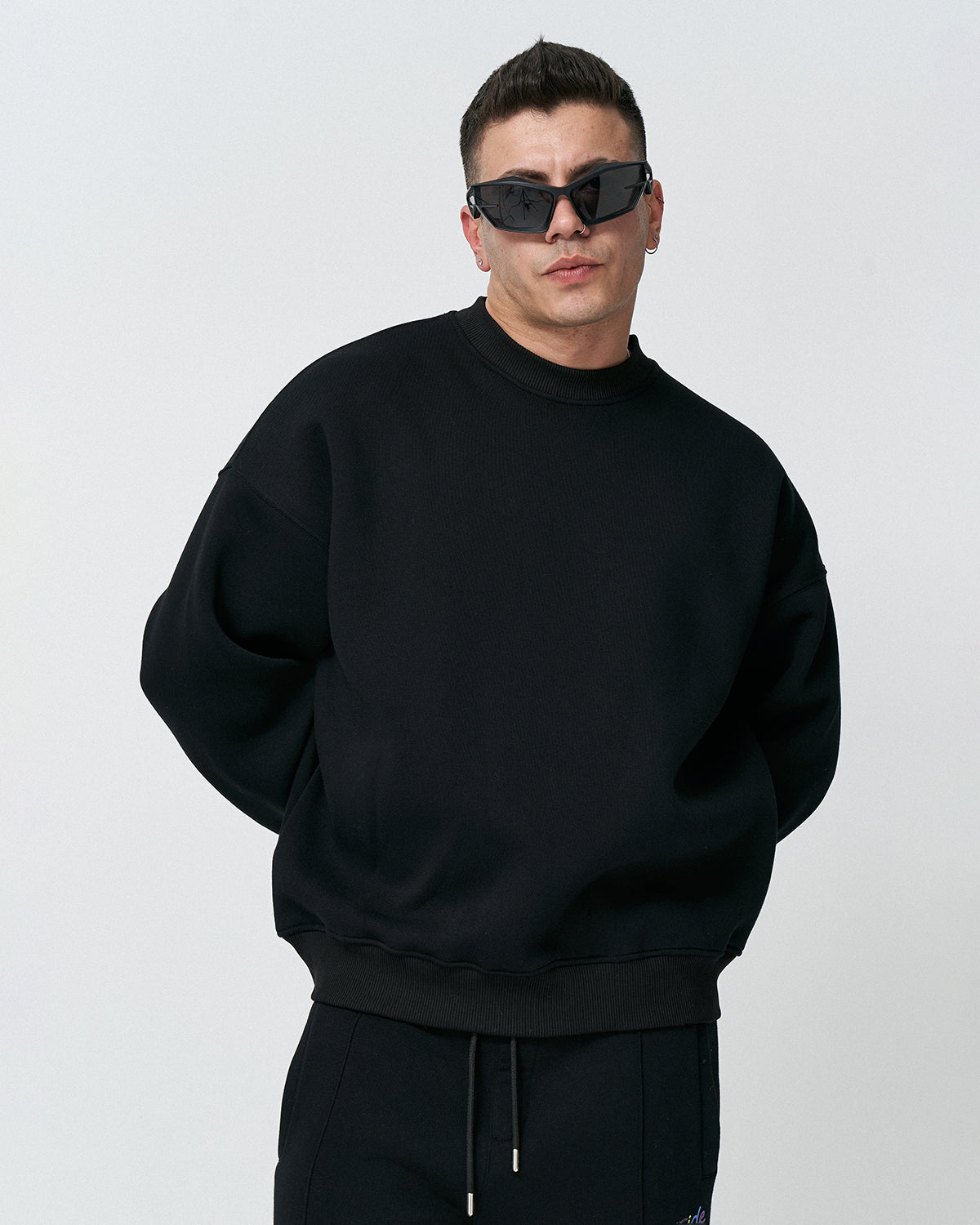AP-07  Oversize Love is Love Sweatshirt