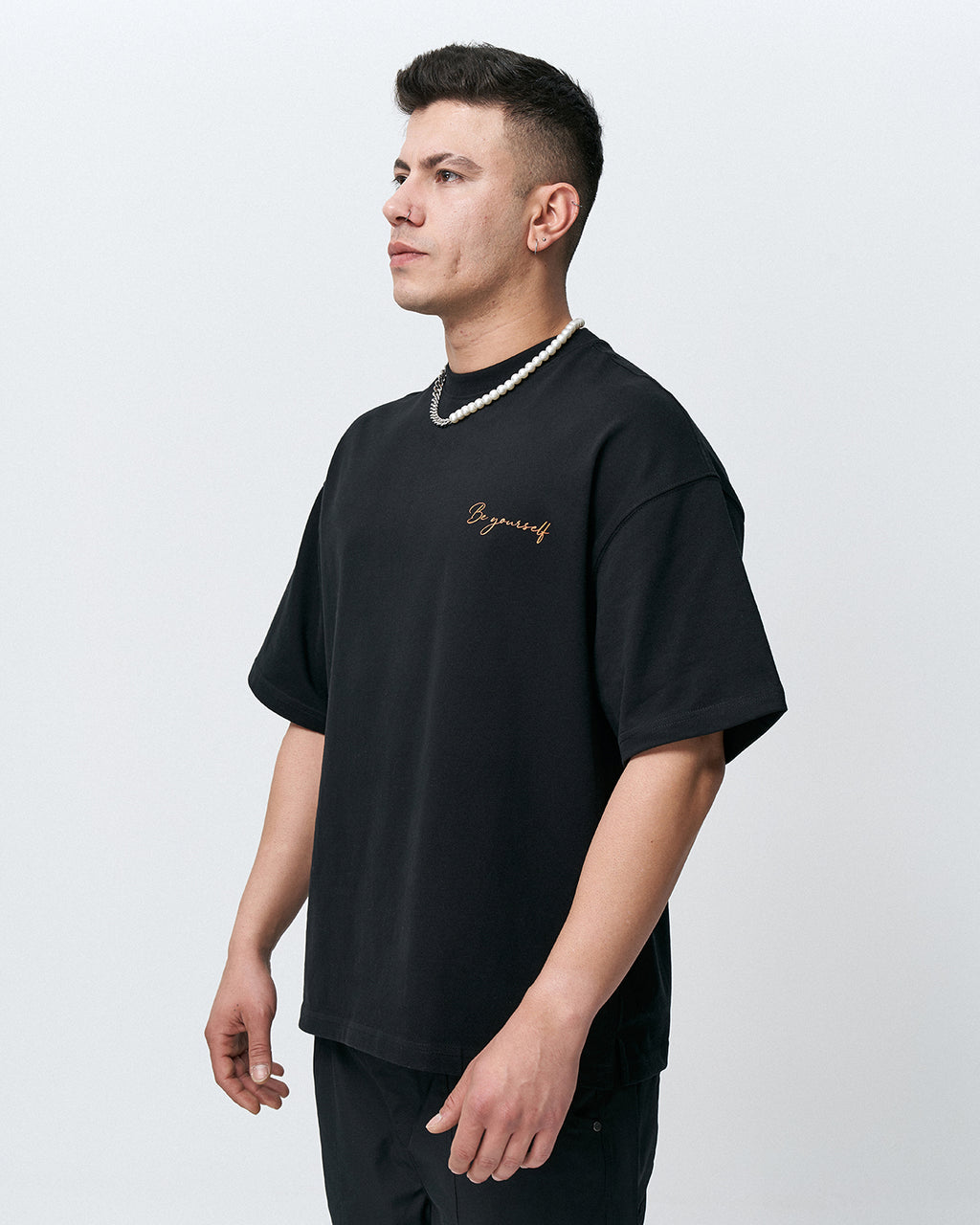 AP-06  Oversize Be Yourself