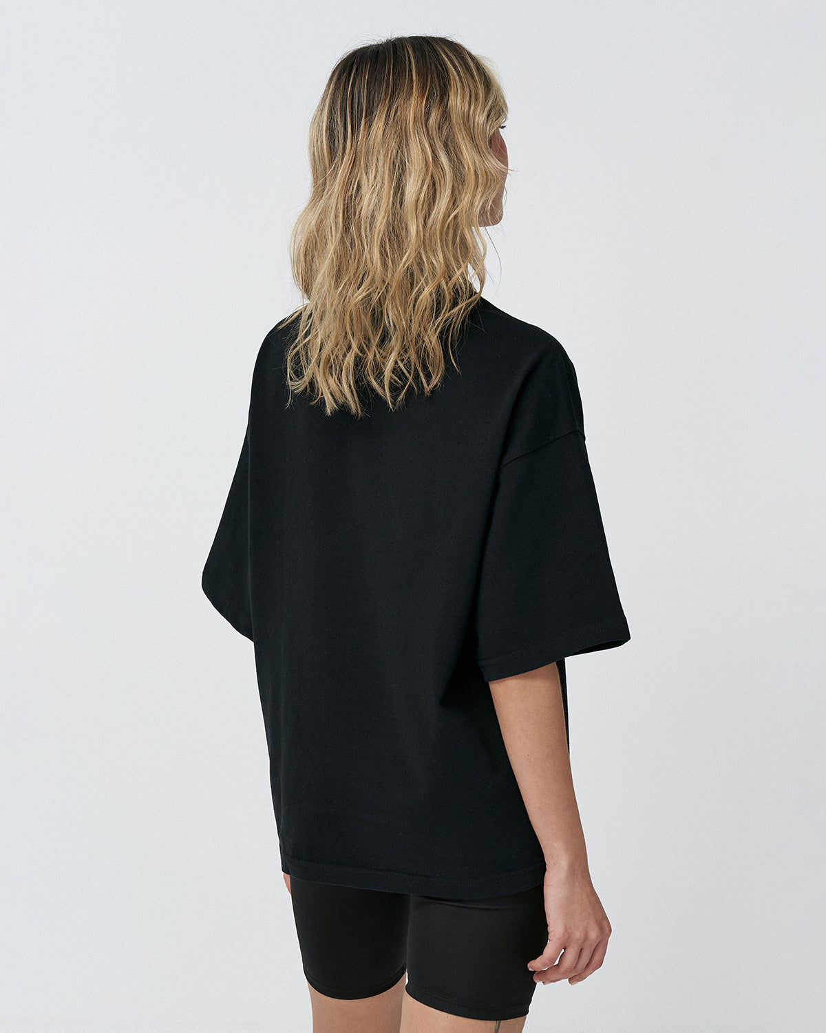 AP-03  Oversize Dot T-Shirt
