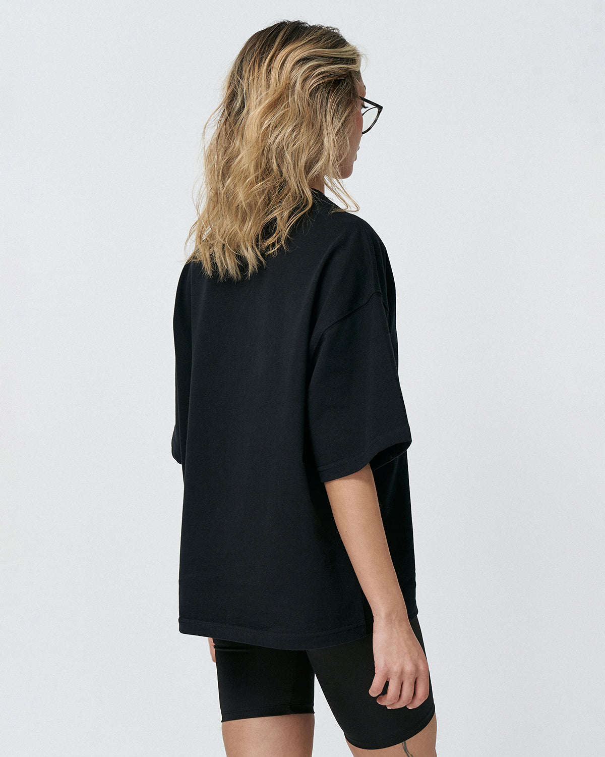 AP-03  Oversize Dot T-Shirt
